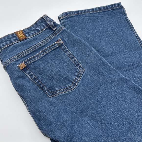 Wrangler Aura Blue Jeans Womens 12R SHT (FITS 33 X 30) Straight Stretch Western - Picture 1 of 12